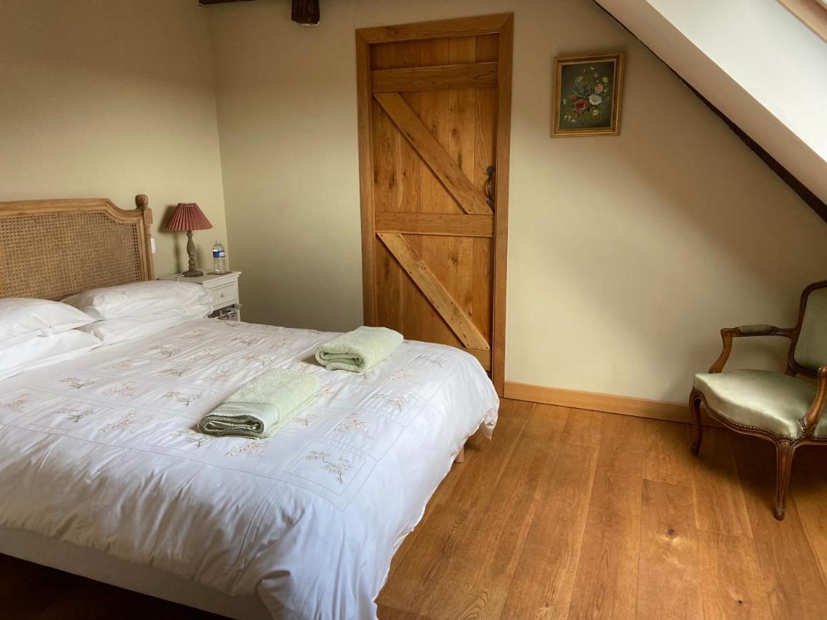 Longere Ville Voisin - Chambre D'Hote Augan Экстерьер фото